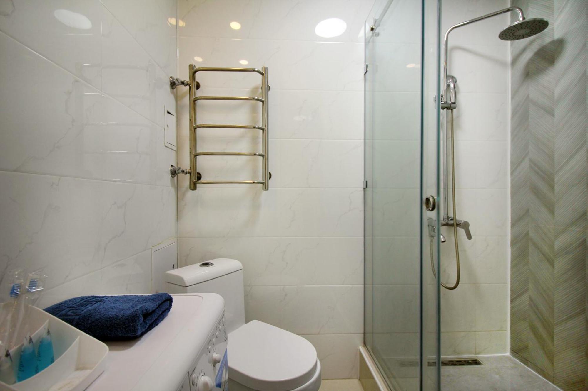 Almaty Cozy Apart Hotel מראה חיצוני תמונה