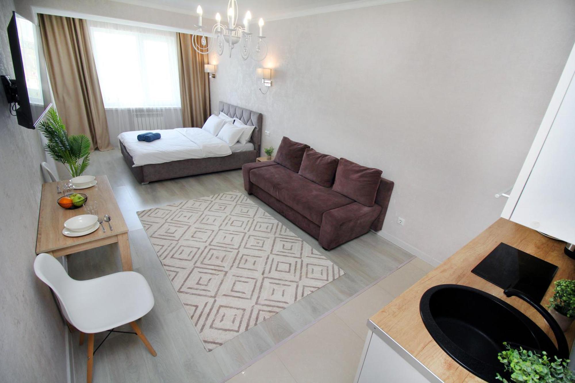 Almaty Cozy Apart Hotel מראה חיצוני תמונה